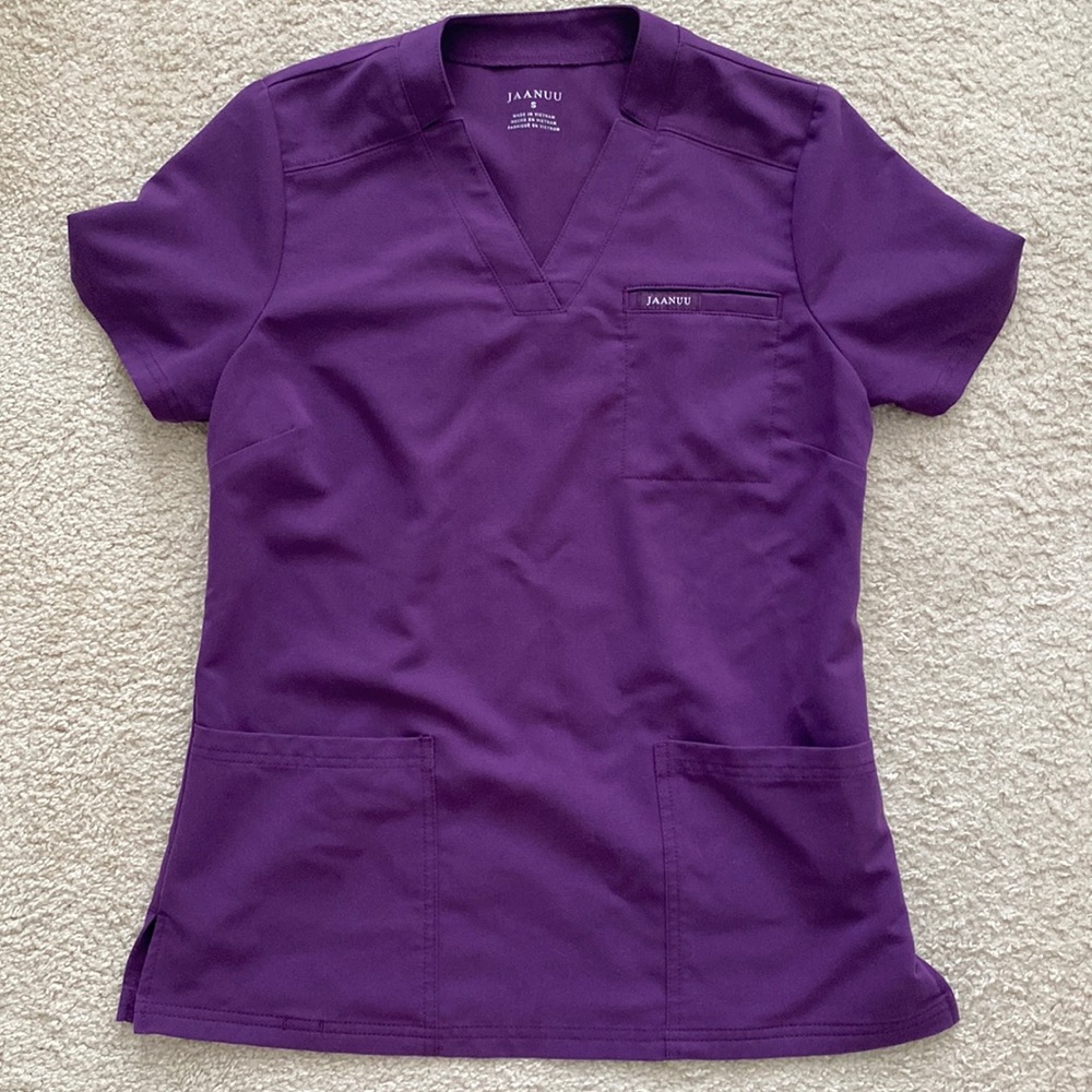 Jaanuu Relaxed 3-Pocket scrub top eggplant purple womens